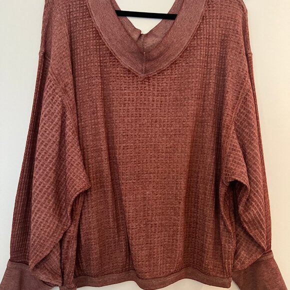 We the Free (Free People) oversized fit thermal henley rust red L - Picture 2 of 16